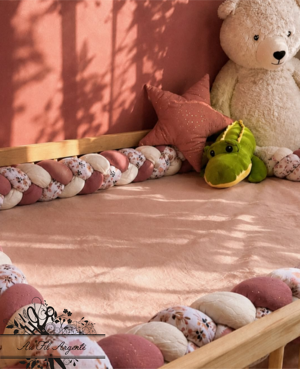 Tresse de lit en 3 épis - Fleurie Moody / Blanc & Rose