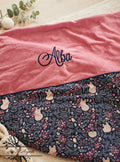 Plaids et Couvertures - Renarde endormie