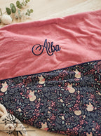 Plaids et Couvertures - Renarde endormie